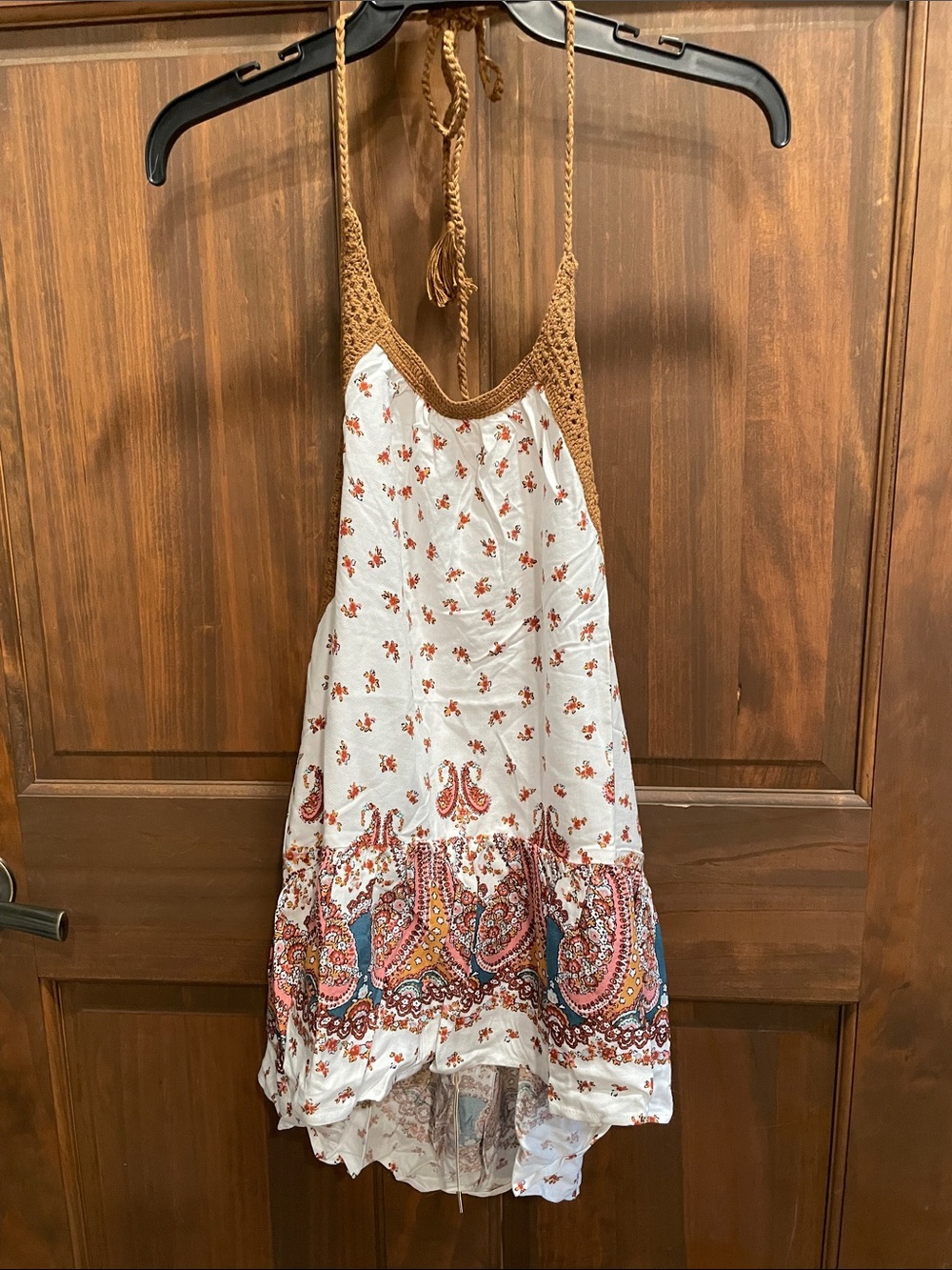 Love Stitch White Paisley Boho Crochet-Trim Halter Camisole